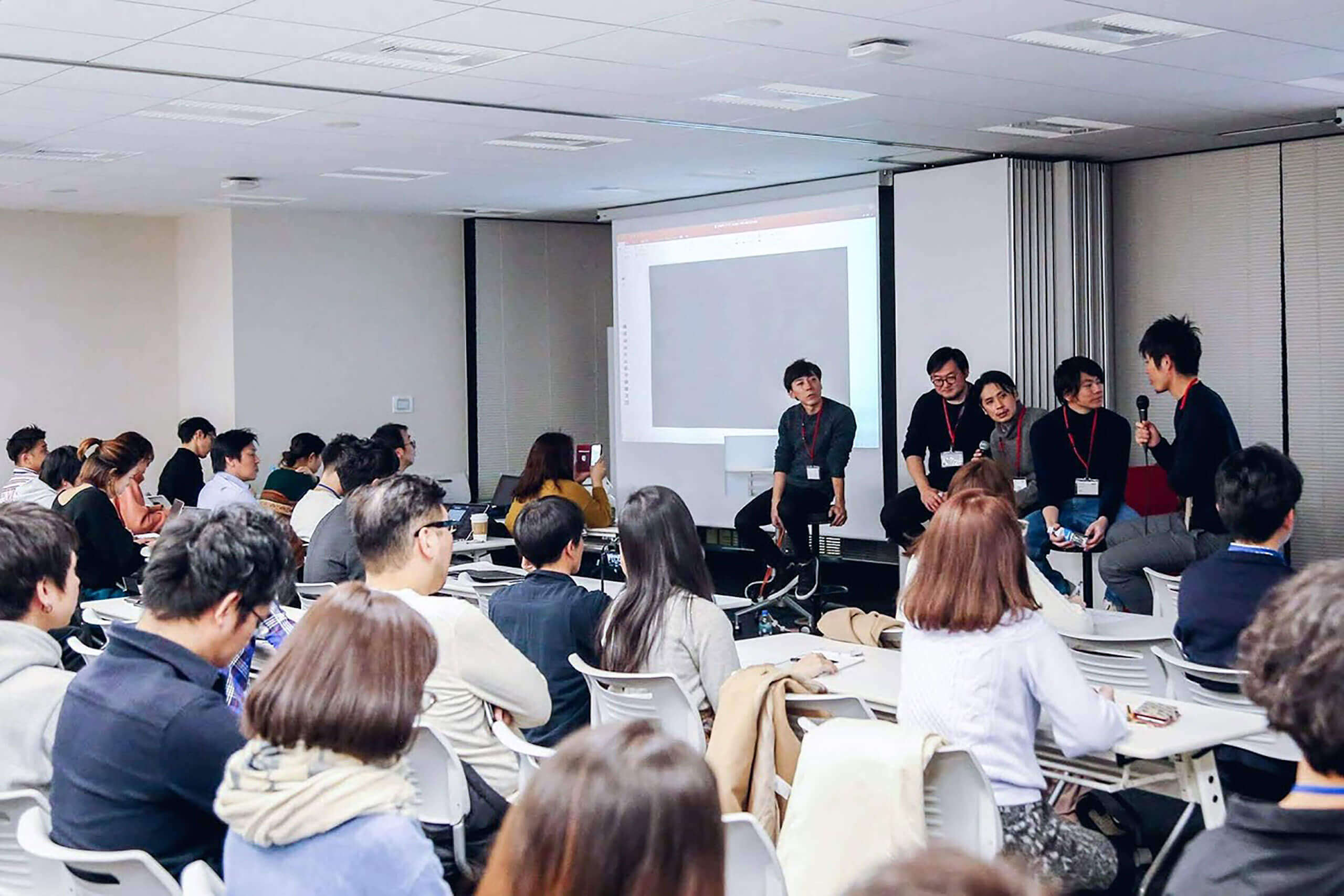 UX RUN！〜事業に貢献する、UX組織の挑戦